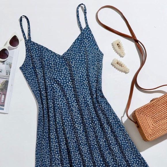 Dresses & Skirts - Cami Dress